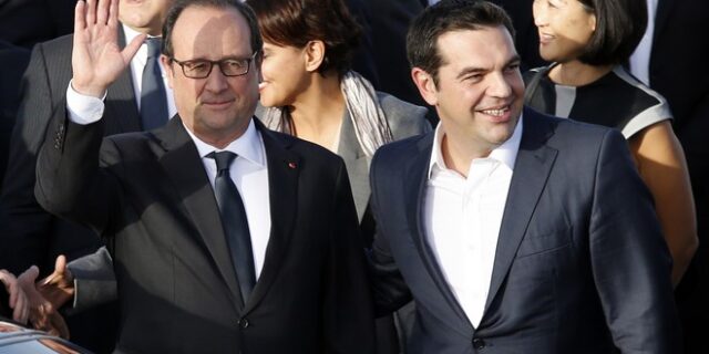 Τα καρέ της επίσκεψης Ολάντ στην Αθήνα
