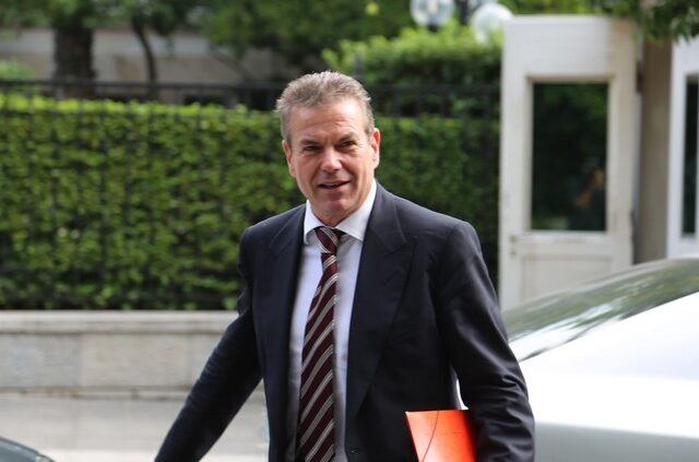 Πετρόπουλος: Η νόμιμη απασχόληση των μεταναστών, θα λύσει το δημογραφικό πρόβλημα της κοινωνικής ασφάλισης