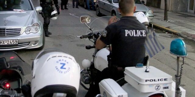 Τον σκότωσε, χτυπώντας τον με ένα ξύλο στο κεφάλι