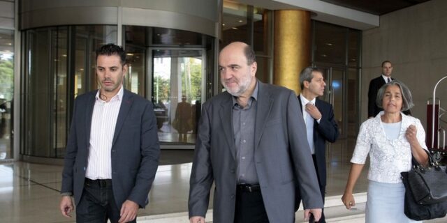 Στον παλμό της αξιολόγησης. Μπαράζ συναντήσεων της κυβέρνησης με τους δανειστές