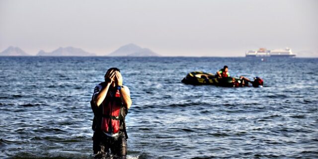 Εντοπισμός και σύλληψη προσφύγων και των διακινητών τους σε Αγαθονήσι, Μήθυμνα και Χίο