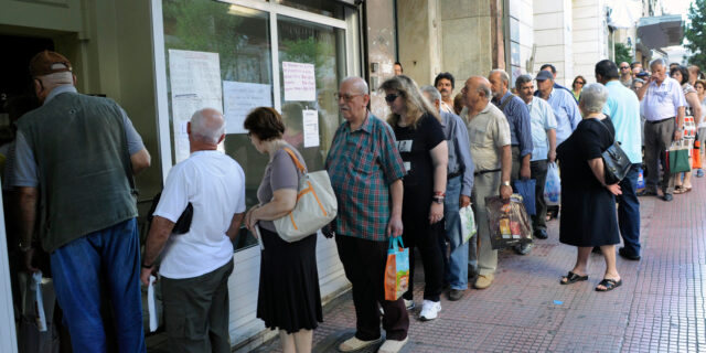Πετρόπουλος: Στα 392 ευρώ η κατώτατη σύνταξη για τους πρωτοασφαλισμένους