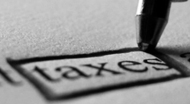 Όλα είναι ατμός! Το μόνο που μένει είναι φόροι