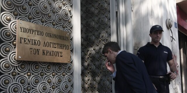 Έρχονται οι θεσμοί και μαζί τους οι αποφάσεις για τα 2 δισ. Όλα τα σενάρια για τα νέα μέτρα