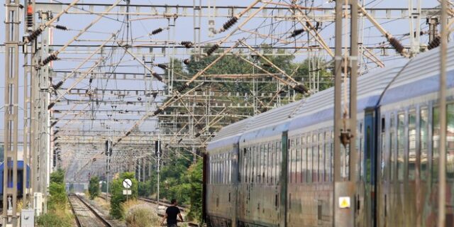 Διαψεύδει η κυβέρνηση την απόσυρση των Ρώσων από τους διαγωνισμούς για ΤΡΑΙΝΟΣΕ, ROSCO και ΟΛΠ