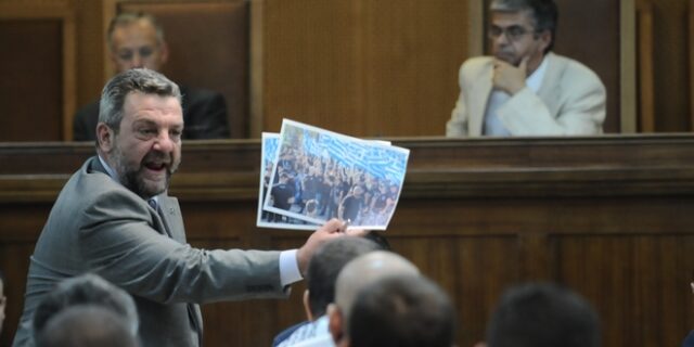 Αυτοί που ‘μάχονται’ τη Χρυσή Αυγή στο εδώλιο