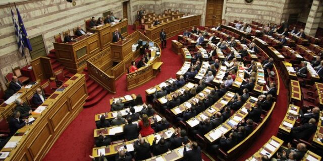 Ονομαστική ψηφοφορία για το πολυνομοσχέδιο ζήτησε η ΝΔ