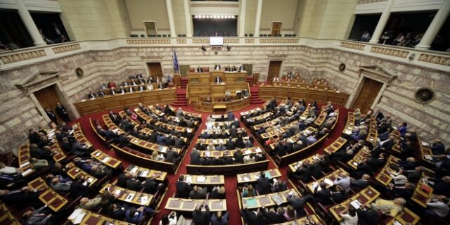 LIVE εικόνα: Ολοκληρώθηκε η συζήτηση για τον προϋπολογισμό. Ακολουθεί ονομαστική ψηφοφορία