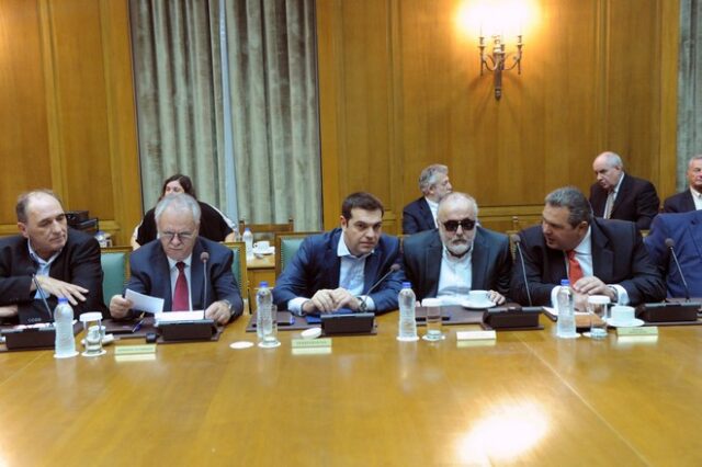 Τσίπρας στο Υπουργικό: Το χθεσινό Eurogroup αποδεικνύει πως η κυβέρνηση, με σκληρή διαπραγμάτευση, μπορεί να πετύχει στόχους