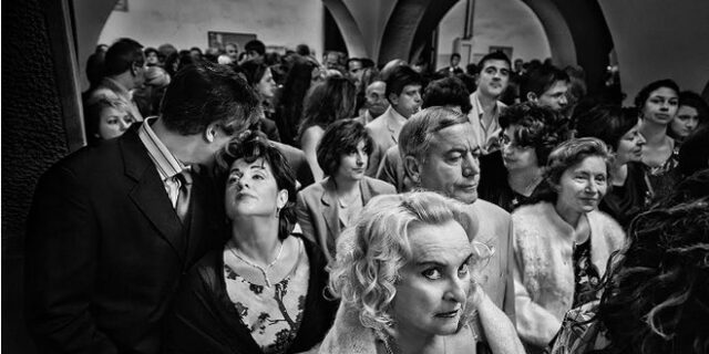 “My Life in the Bush of Weddings” στον τεχνοχώρο Fabrica