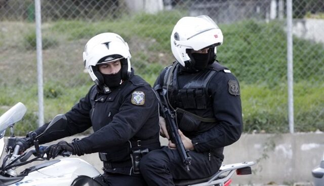 Είκοσι έξι ακόμη επιθέσεις σε βάρος ηλικιωμένων από τους δήθεν υπαλλήλους της ΔΕΗ εξιχνίασε η αστυνομία
