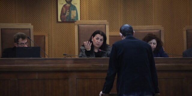 Δίκη Χρυσής Αυγής. Ιδιοκτήτης Κοράλι: Δεν είμαστε άντρο χρυσαυγιτών