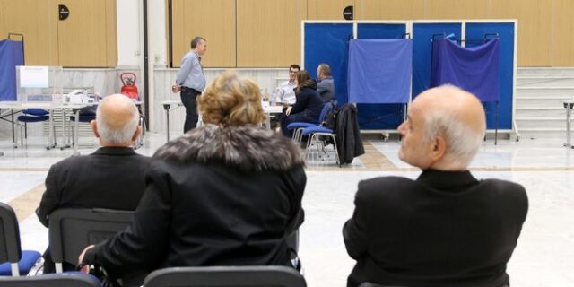 Ας τους λυπηθεί κάποιος…