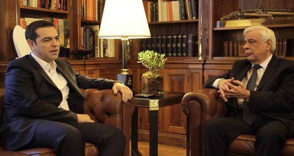Σύγκληση συμβουλίου πολιτικών αρχηγών ζήτησε ο Τσίπρας