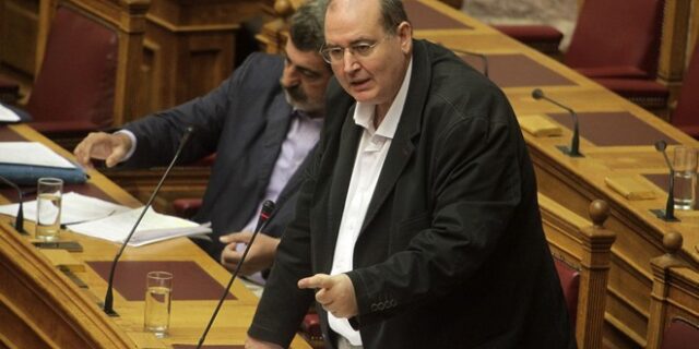 Προσλήψεις επιπλέον 6.317 αναπληρωτών εκπαιδευτικών προανήγγειλε ο Φίλης
