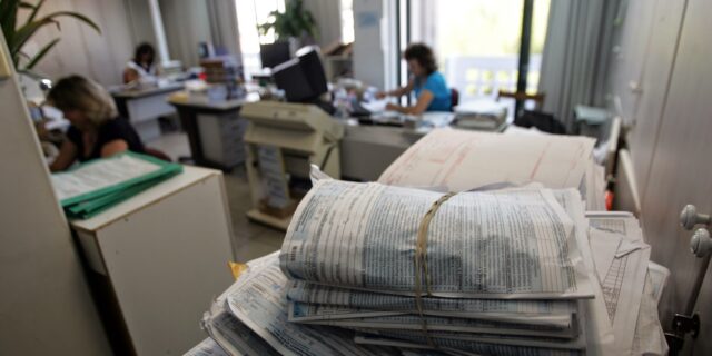 Φορολογικές δηλώσεις: Τα 45 σημεία που πρέπει να προσέξουν οι φορολογούμενοι