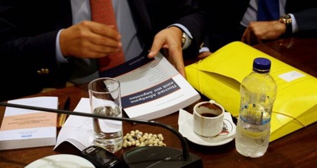 Βερεσέ τέλος για τους βουλευτές του ΣΥΡΙΖΑ στο καφενείο της Βουλής
