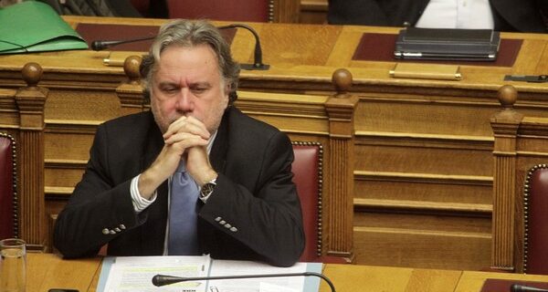 Συντάξεις: Οι δανειστές ζητούν “αίμα”, ο Γ. Κατρούγκαλος ζητά χρόνο