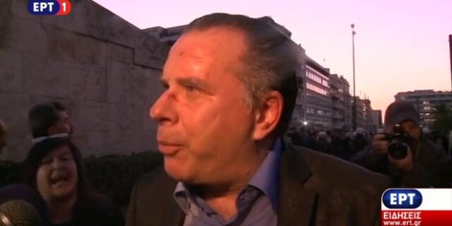 Κουμουτσάκος για την επίθεση που δέχθηκε: ‘Αυτοί που τα κάνουν αυτά δεν υπηρετούν εθνικούς στόχους’