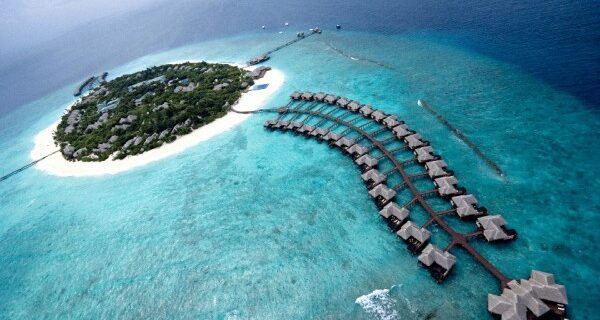 Μηχανή του χρόνου: Αυτό είναι το πιο δύσοσμο ‘σκουπιδονήσι’ στον κόσμο