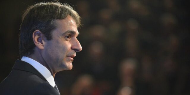 Αρβελέρ υπέρ Μητσοτάκη: ‘Όταν κυβερνούν ανίκανοι, ένοχοι είναι οι ικανοί