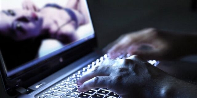 Μοντέλο από την Πολωνία έπεσε θύμα διαδικτυακού εκβιασμού