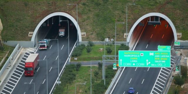Κλείνει λόγω άσκησης η Αττική Οδός στην σήραγγα Βριλησσίων