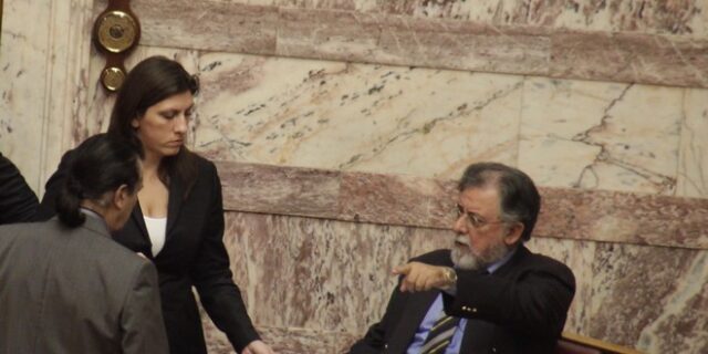 Ο ‘ιδιόμορφος’ Πανούσης, η ‘τρελή’ Ζωή και ο ‘νάρκισσος’ Βαρουφάκης