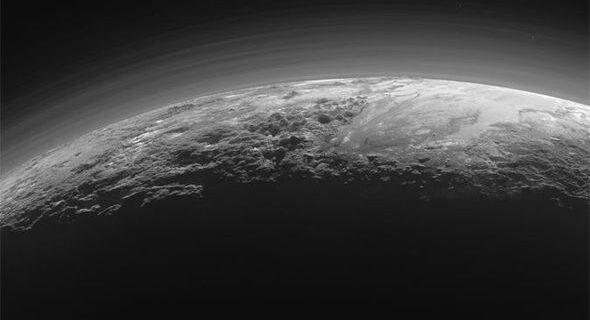NASA: Τα βουνά στον πλανήτη Πλούτωνα φαίνεται να ήταν ηφαίστεια πάγου