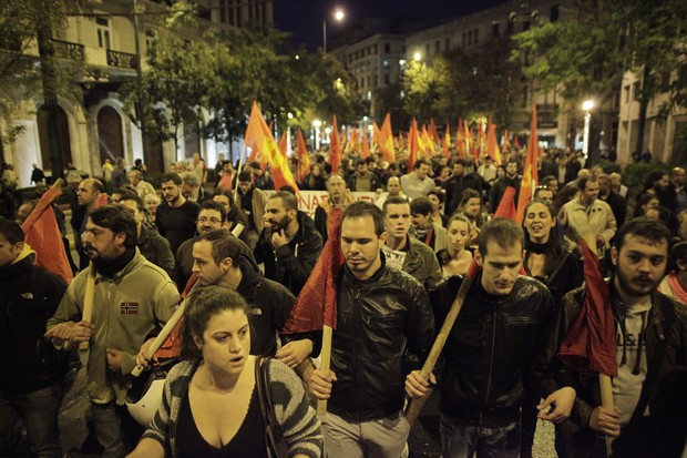 Μεγαλειώδης και ειρηνική η πορεία για την 42η επέτειο από την εξέγερση του Πολυτεχνείου