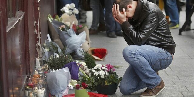 Η καρδιά της Δύσης χτυπήθηκε σκληρά