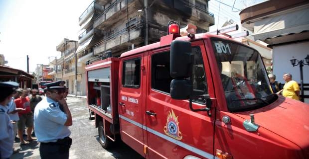 Μπαράζ εμπρηστικών επιθέσεων τη νύχτα σε Τοπικές Οργανώσεις του ΣΥΡΙΖΑ