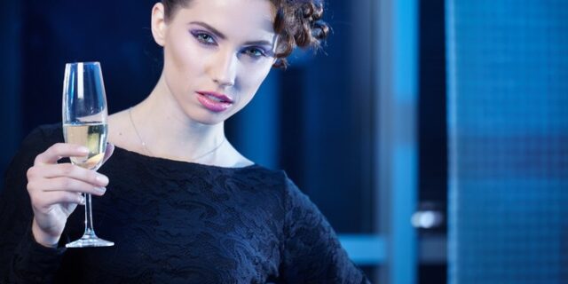 Τρία ποτήρια σαμπάνια την ημέρα προλαμβάνουν την άνοια και το Αλτσχάιμερ