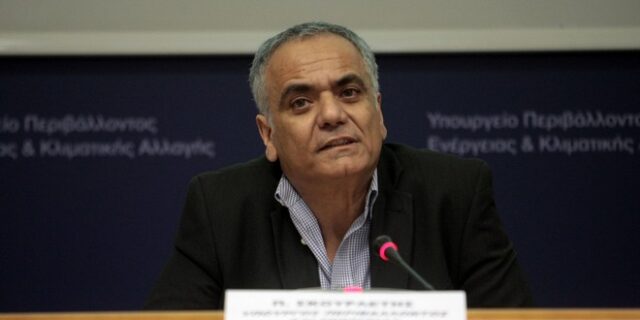 Σκουρλέτης: Μάχη θα δώσει η κυβέρνηση για τη προστασία του δημοσίου χαρακτήρα των δικτύων διαχείρισης ηλεκτρικής ενέργειας