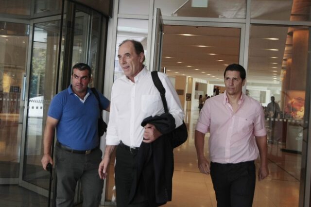Σκληρό μπρα ντε φερ για 100 και… 12 δόσεις. Νέα εμπόδια στη διαπραγμάτευση εγείρουν οι δανειστές