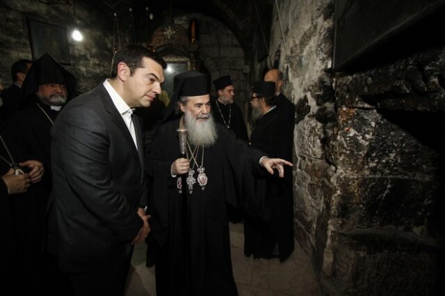 Φωτογραφίες: Ο Τσίπρας στον Πανάγιο Τάφο