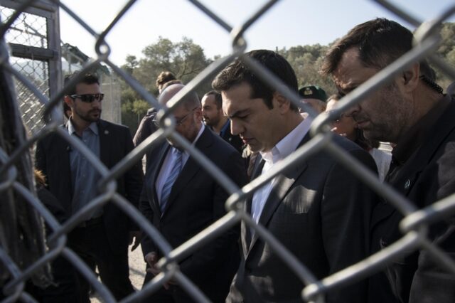 Σύσκεψη για το προσφυγικό την Παρασκευή στο Μαξίμου, με δημάρχους νησιών και Εκκλησία