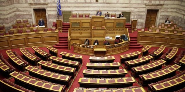 Γιατί διαλύονται τα κόμματα;