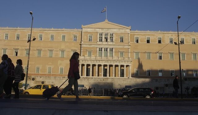 Μετά τη Δεξιά και την Αριστερά είναι η ώρα του Κέντρου;