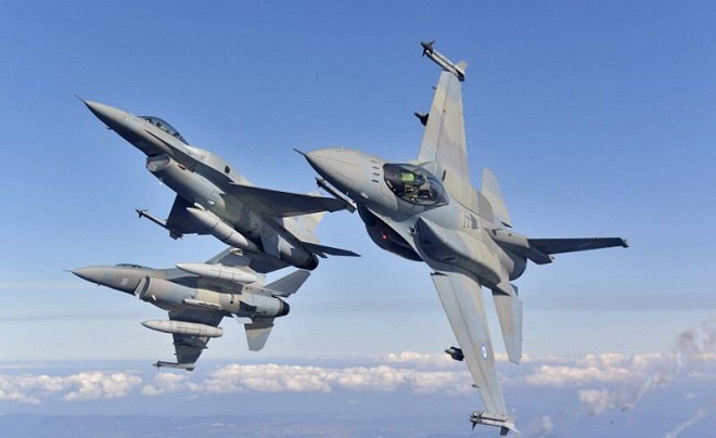 Μπαράζ υπερπτήσεων από τουρκικά F-16 σε τέσσερα νησιά στο Αιγαίο