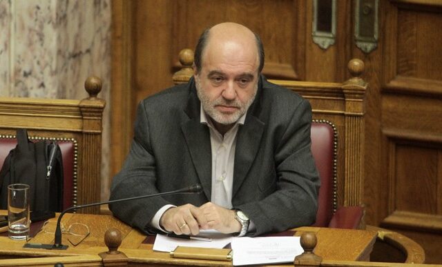 Γατάκι Άνταμ Σμίθ, ο Τρύφωνας σε ξεμπρόστιασε…