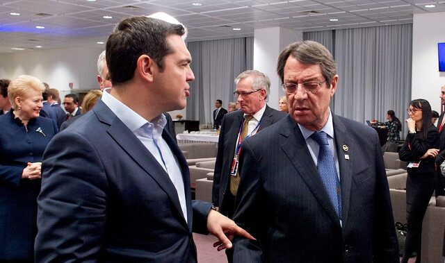Αναστασιάδης: Απειλούσαν τον Τσίπρα μέχρι και με αντιδημοψηφίσματα