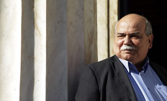 Βούτσης: Να αφουγκραστούμε το δράμα των προσφύγων