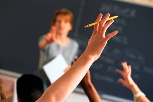 Ρέθυμνο: Δασκάλα κατηγορείται ότι χτύπησε στο κεφάλι μαθητή με βιβλίο