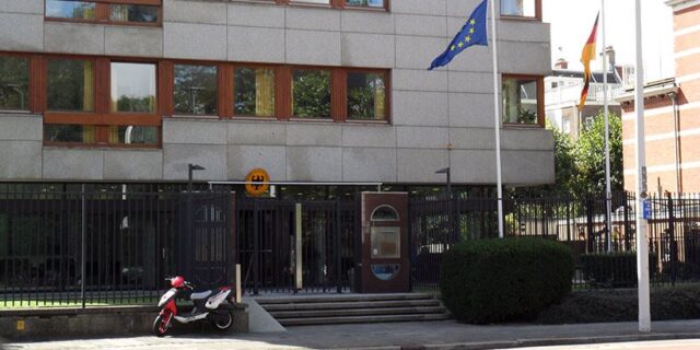 Η Γερμανική πρεσβεία ‘αδειάζει’ την Die Welt για την επίθεση στην Ελλάδα
