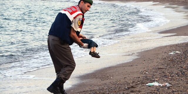 Καληνύχτα Αϊλάν, αυτός ο κόσμος δεν άλλαξε ούτε φέτος