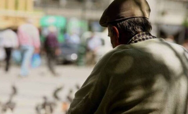 Εξαπατούν ηλικιωμένους με το πρόσχημα ότι συγγενικό τους πρόσωπο έχει εμπλακεί σε τροχαίο