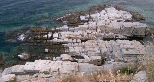 Τέλος στη ζωή της έβαλε μια 30χρονη στην Καβάλα, αφήνοντας σημείωμα στην 3χρονη κόρη της