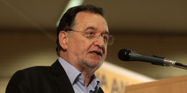 Λαφαζάνης για τα περιφερειακά αεροδρόμια: Πλιάτσικο σε βάρος του ελληνικού δημοσίου