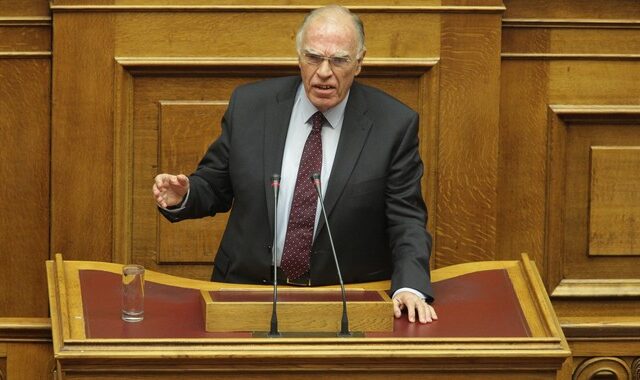 Λεβέντης: Ο Τσίπρας ενδιαφέρεται να αφήσει ανέγγιχτους τους 80.000 πλούσιους Έλληνες και τους τέως βουλευτές